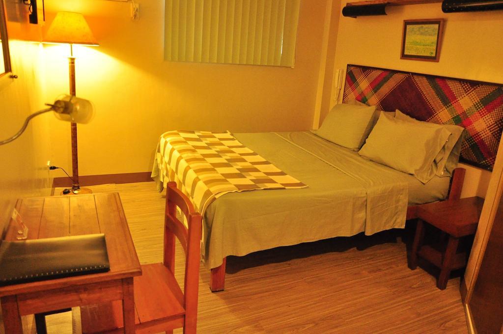 Hotel Bahay Ni Tuding - House Of Tuding Davao Exterior foto