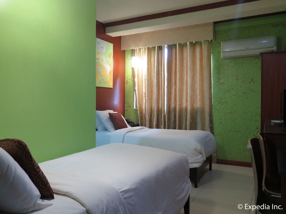 Hotel Bahay Ni Tuding - House Of Tuding Davao Exterior foto