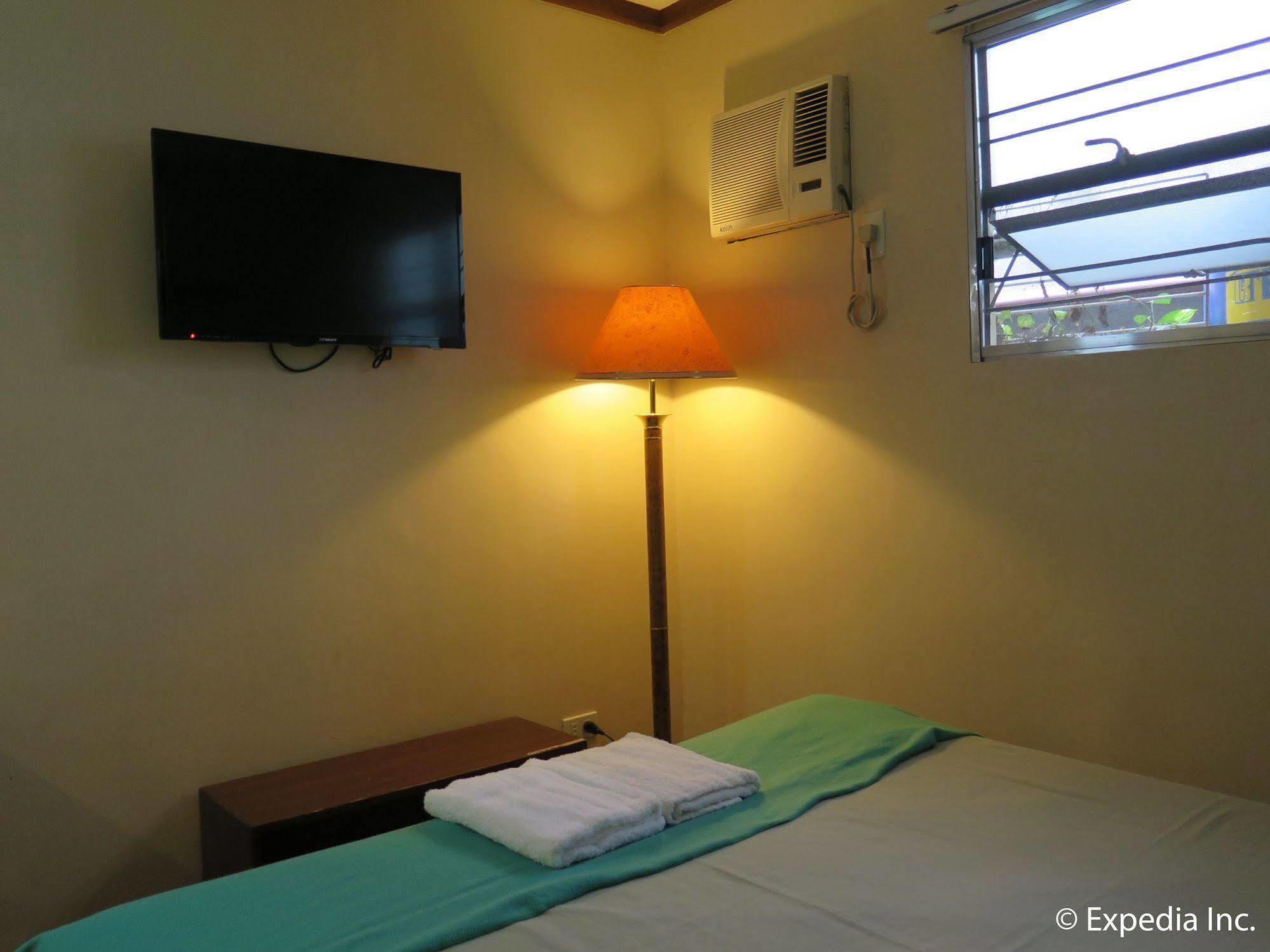 Hotel Bahay Ni Tuding - House Of Tuding Davao Exterior foto